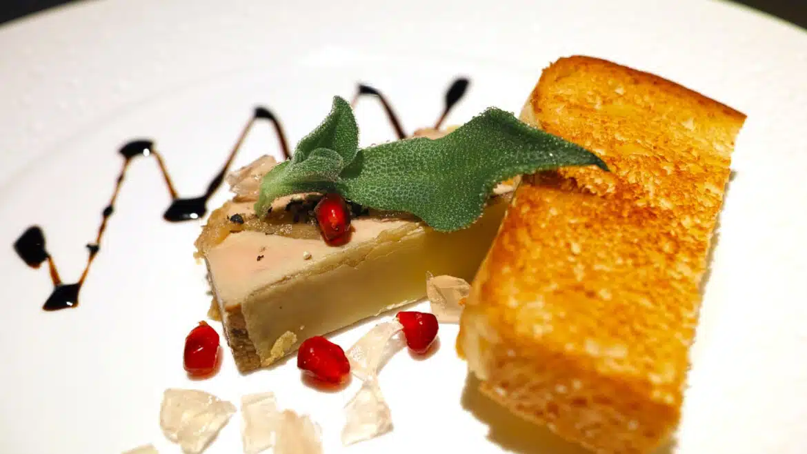 Faites-vous plaisir : achetez du foie gras au torchon !